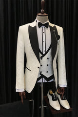 New Arrival Jacquard Three Pieces White Wedding Suits With Black Peaked Lapel