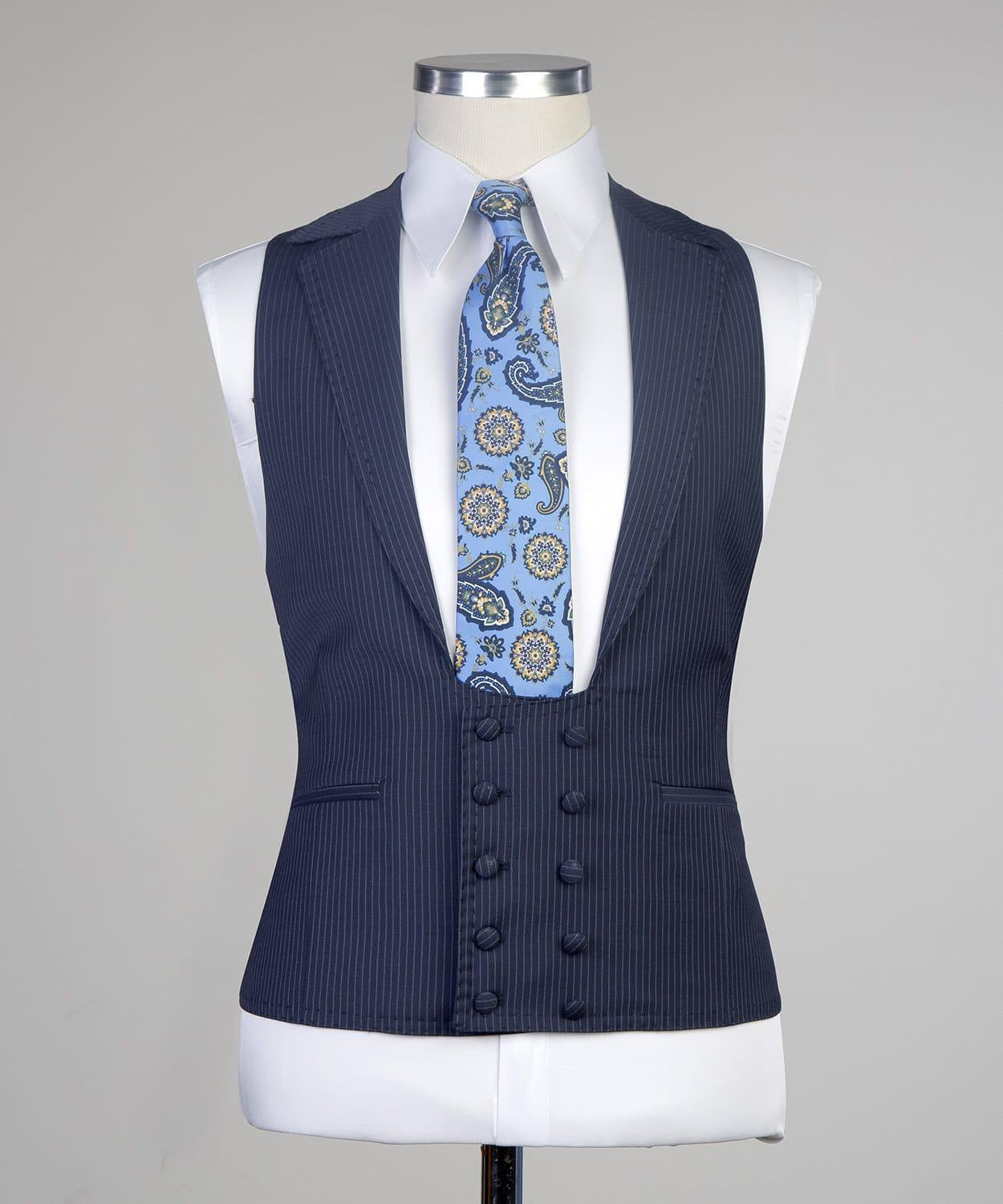 Newest Stripe Notched Lapel Three Pieces Men Navy Business Suits