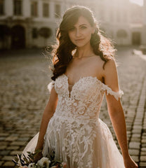 Off-the-Shoulder Beach Wedding Dress Tulle With Appliques-27dress