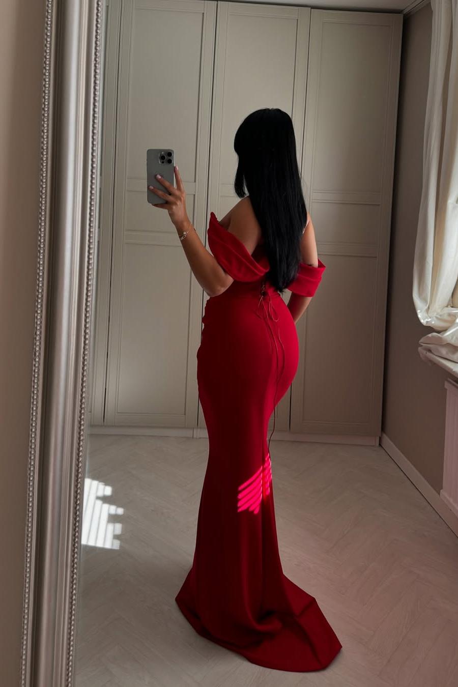 Off the Shoulder Sleeveless Long Mermaid Prom Dress With Pleated