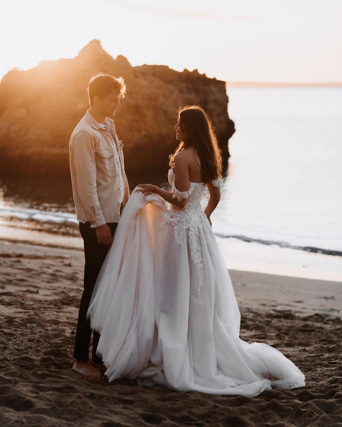 Off-the-Shoulder Tulle Wedding Dress Lace Appliques Long-27dress