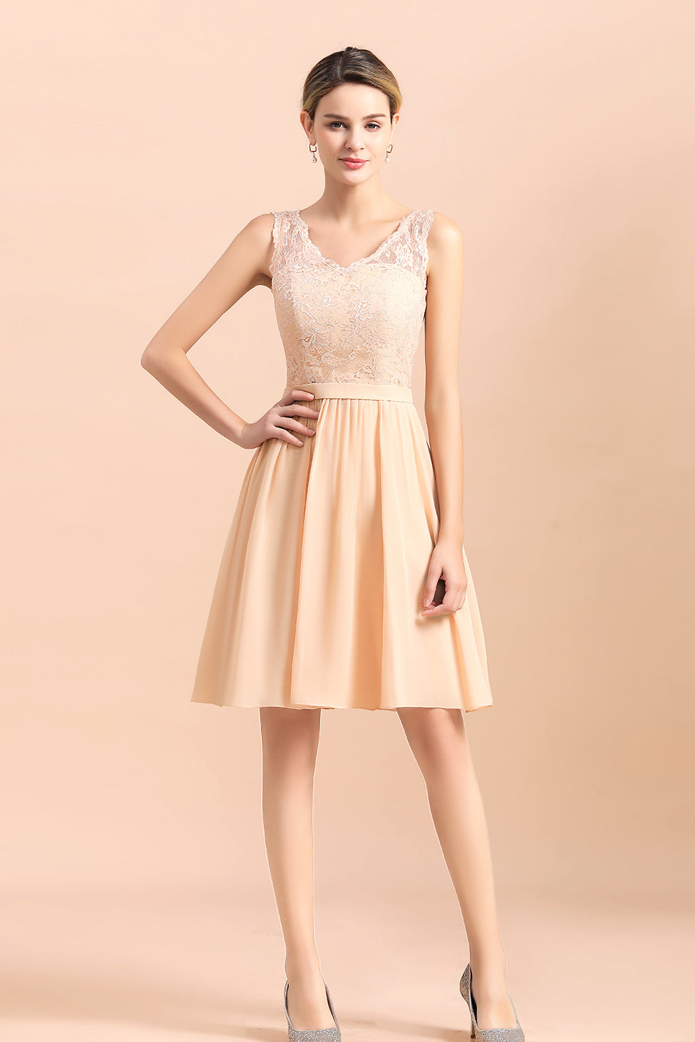 Load image into Gallery viewer, Pretty V-Neck Chiffon Lace Short Bridesmaid Dress with Ruffles Online-27dress
