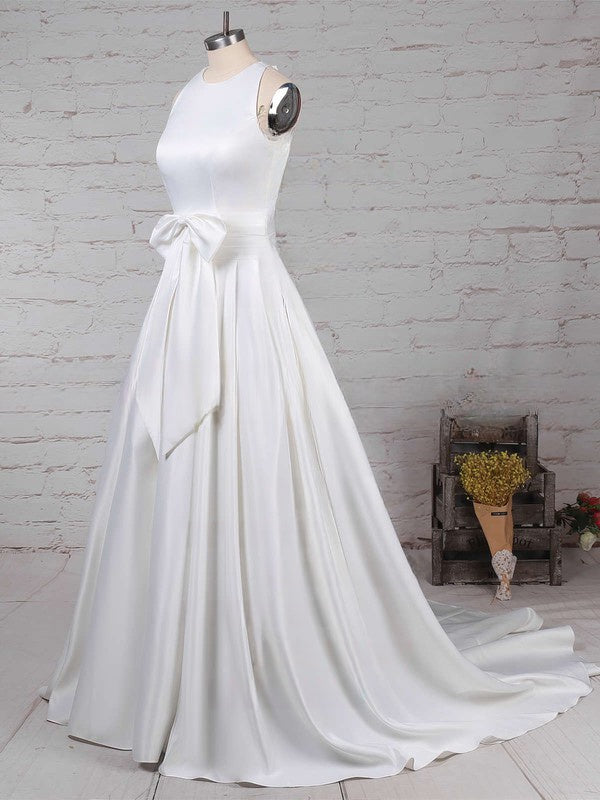 Scoop Neck Satin Ball Gown With Pockets for Your Special Day