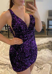 Sequined Velvet Homecoming Dress with Sheath/Column V Neck and Sleeveless Short/Mini Design-27dress