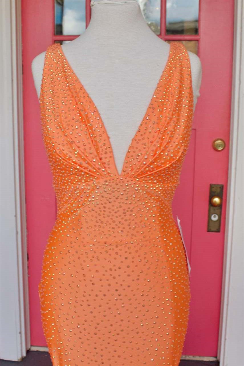 Simple Deep V-Neck Sleeveless Backless Long Mermaid Prom Dress with Appliques