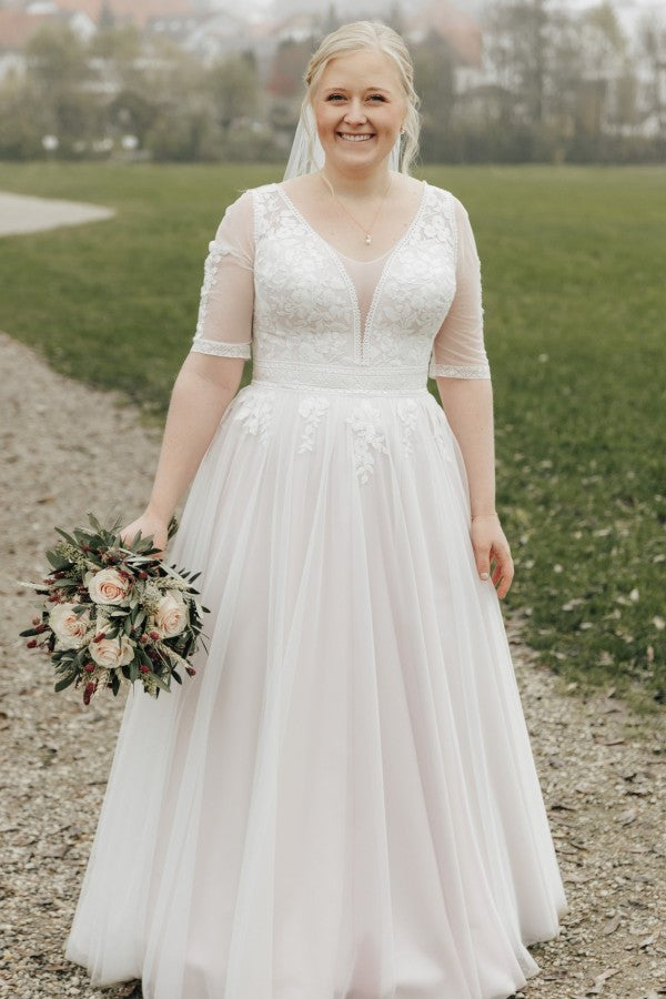 Simple Half Sleeves Plus Size A-line Lace Wedding Dresses 27dress Simple Half Sleeves Plus Size A-line Lace Wedding Dresses 27dress