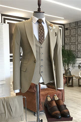 Simple Light Brown Peaked Lapel Three Pieces Men Suits For Business