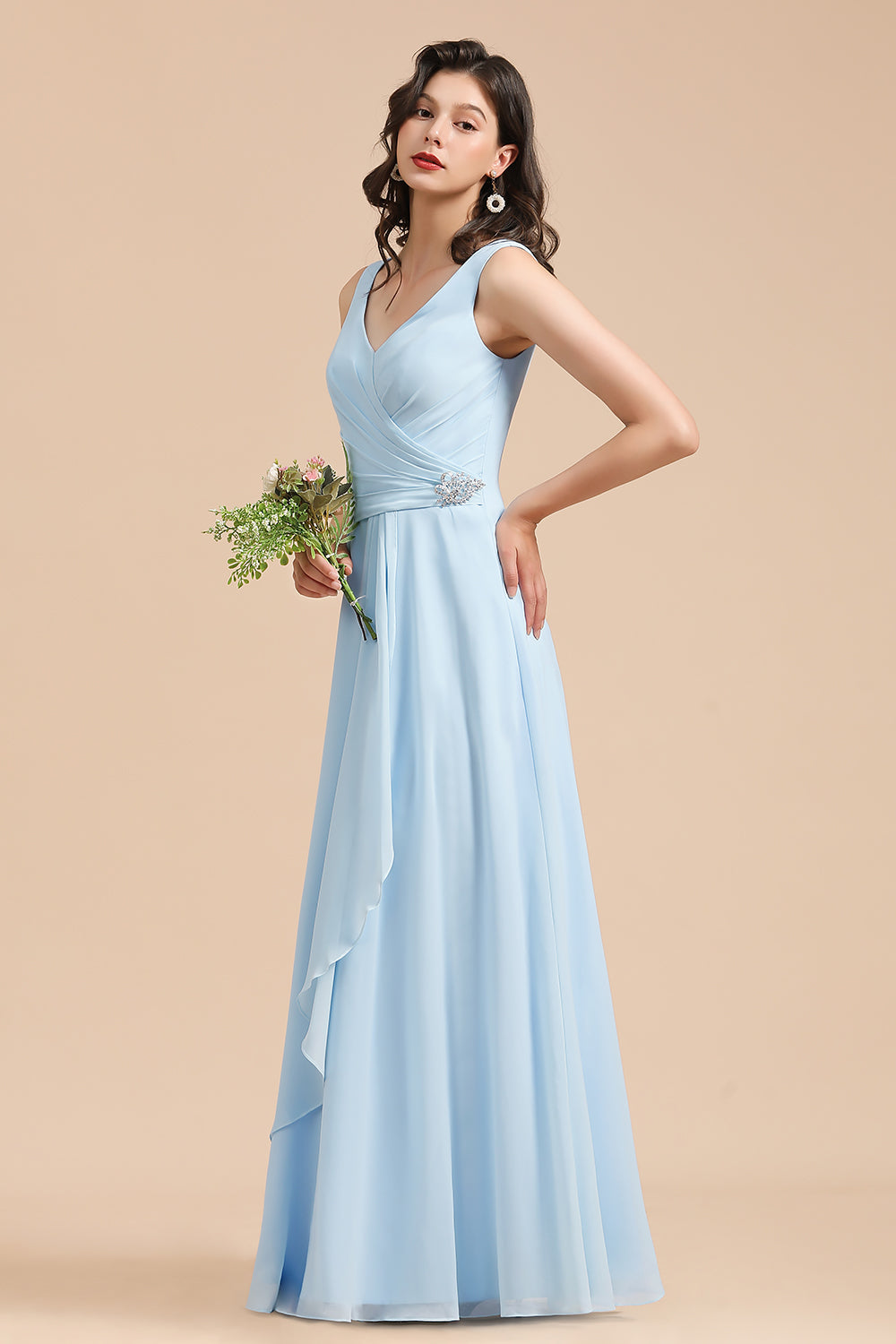 Light Blue Chiffon Long Sleeveless V-Neck Bridesmaid Dress with Ruched 27dress Light Blue Chiffon Long Sleeveless V-Neck Bridesmaid Dress with Ruched 27dress