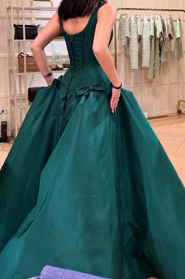 Straps Sleeveless Long Prom Dress With Pockets Bowknot Pleated