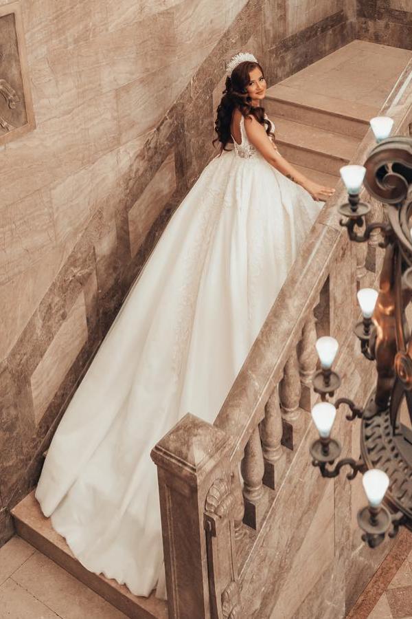 Straps Square Ball Gown Wedding Dress Sleeveless Long-27dress