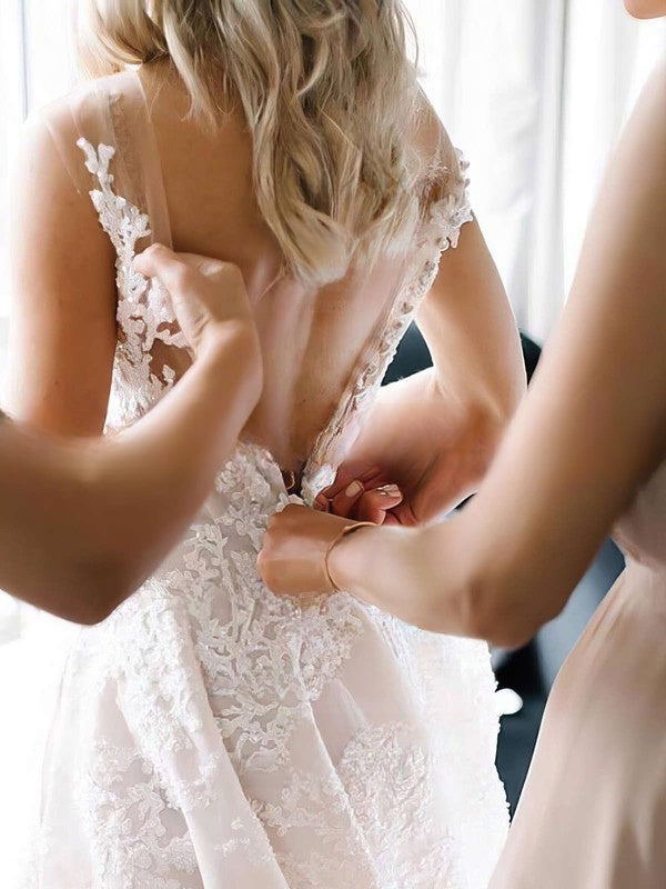 Stunning Illusion Lace Ball Gown Wedding Dress with Pockets