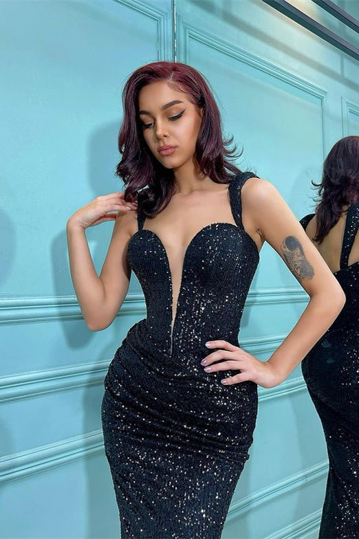 Stunning Sleeveless Pleated Short Mermaid Black Sequins Straps Prom Dress
