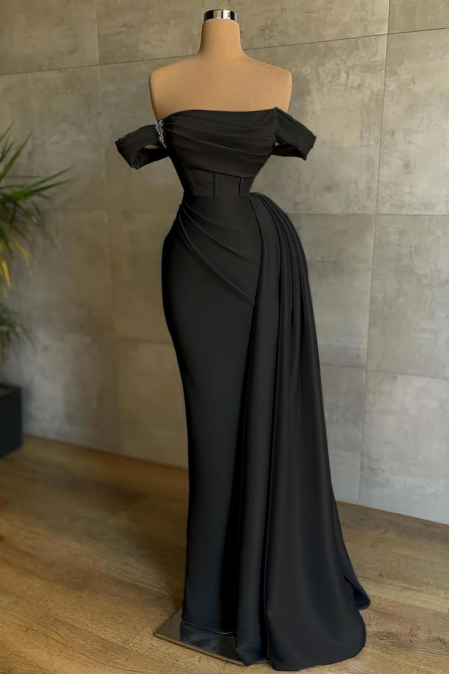Stunning White Strapless Mermaid Pleated Long Prom Dress Off the Shoulder