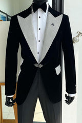 Stylish Peaked Lapel Velvet Black Prom Suits