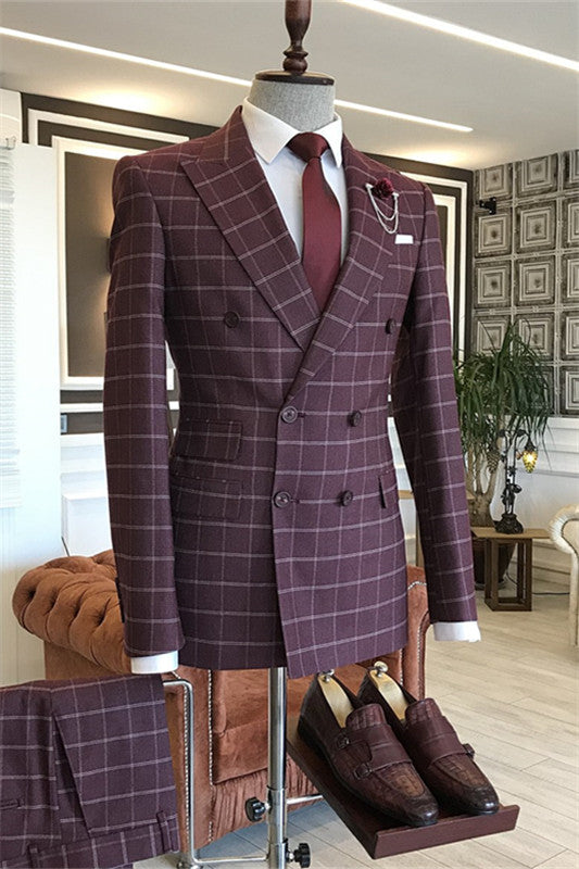 Stylish Wine Peaked Lapel Plaid Men Prom Suits