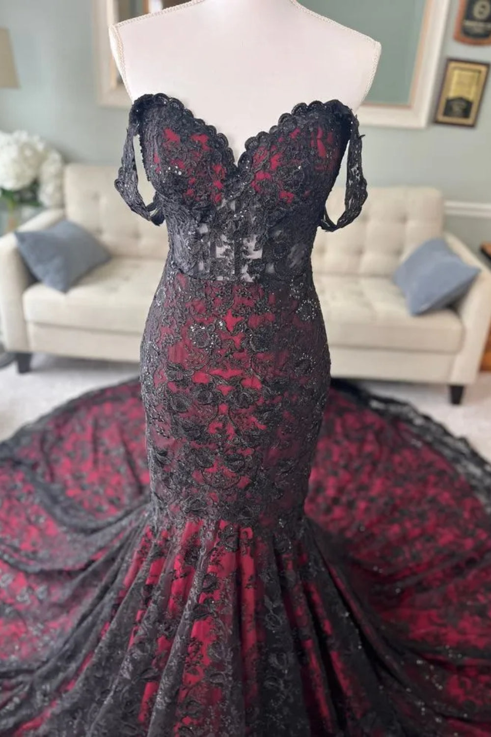 Sweetheart Lace Mermaid Mermaid Black Wedding Dresses With Cape From 27dress