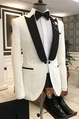Peaked Lapel Two Pieces White Wedding Suits