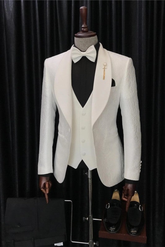 Three Pieces Shawl Lapel Jacquard White Wedding Suits For Men