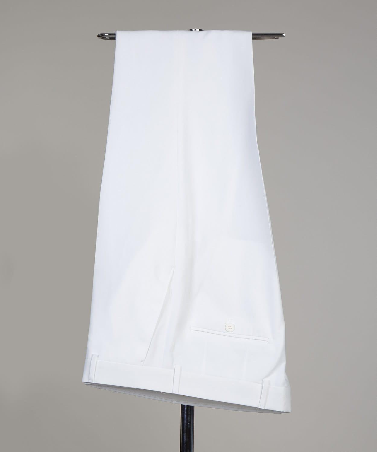 Two Pieces Double Breasted Close Fitting Bespoke Men White Prom Suits